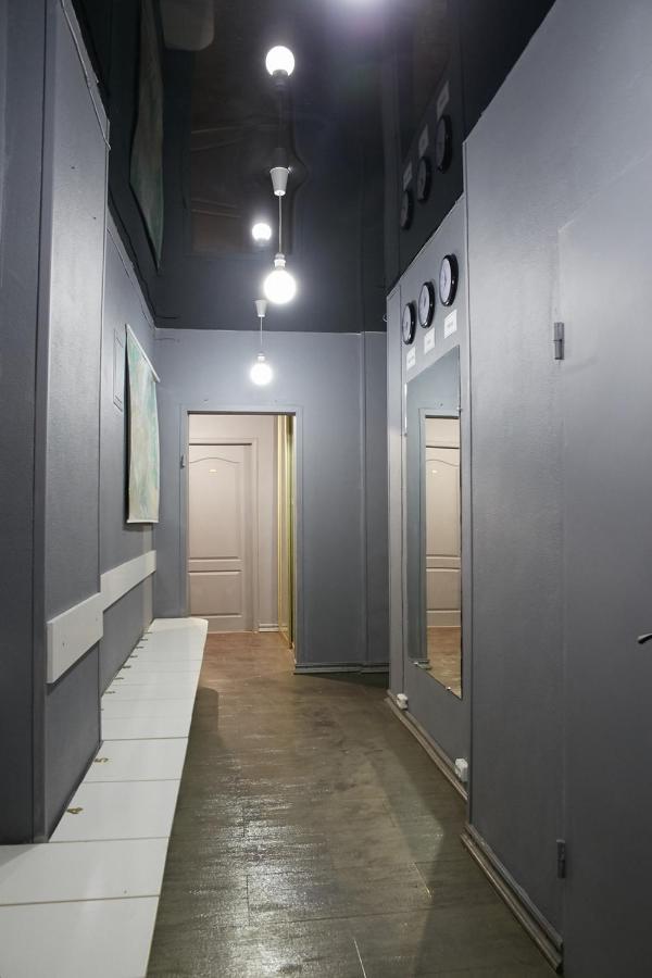 Night & Day Hostel Kiev Extérieur photo